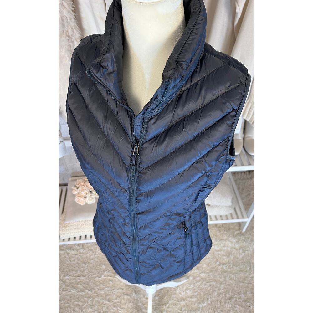 32 Degrees Women's Size S Blue Gray Quilted Puffer Vest Jacket # 0099 - Picture 4 of 10